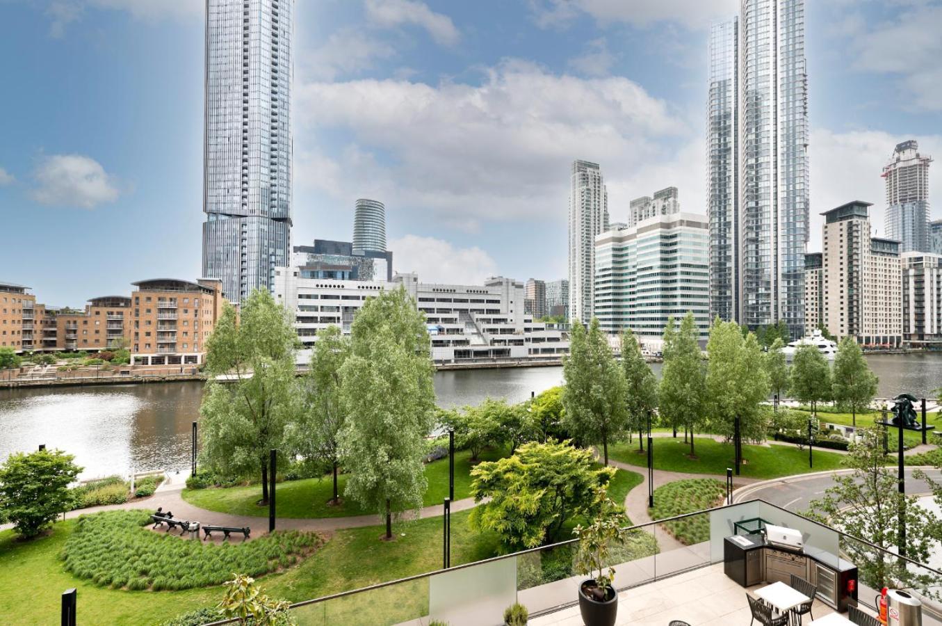 Elegant And Modern Apartments In Canary Wharf Right Next To Thames Londyn Zewnętrze zdjęcie